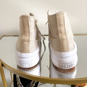 Tan Beige Platform Converse